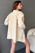 Çift Cepli Yırtık Detaylı Oversize Gömlek Ceket thumbnail 4