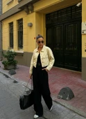 Çift Cep Denim Crop Ceket thumbnail 4