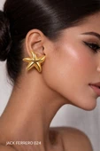 Gold Star Çivi Küpe thumbnail 1