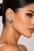 Elysia Çivi Küpe thumbnail 3