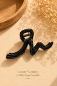 Luxury Women’s Collection Buckle thumbnail 1