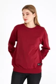 Kadın Bordo Renk Basic Bisiklet Yaka Sweatshirt thumbnail 1