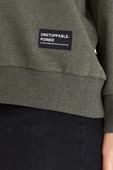 Kadın Haki Renk Basic Bisiklet Yaka Sweatshirt thumbnail 3
