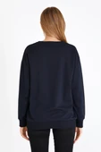 Kadın Lacivert Renk Basic Bisiklet Yaka Sweatshirt thumbnail 4