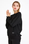 Kadın Siyah Renk Basic Bisiklet Yaka Sweatshirt thumbnail 2