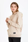 Kadın Bej Kapüşonlu Basic Örme Sweatshirt thumbnail 2