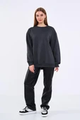Antrasit Kadın Pamuklu Oversize Basic Bisiklet Yaka Sweatshirt thumbnail 2