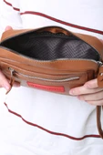 Baghashtag Taba Minik Unisex 3 Gözlü Deri Çanta thumbnail 2