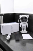 Astronot Görünümlü Projeksiyon Speaker Taşınabilir thumbnail 5
