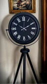 Midnight Black Tripod Ayaklı Saat thumbnail 4