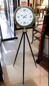 Zentime Elegance Gold Tripod Ayaklı Saat thumbnail 5