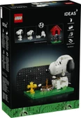 LEGO Ideas 21368 Peanuts: Snoopy's Doghouse thumbnail 2