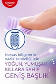 Colgate Gentle Clean 2+1 Diş Fırçası thumbnail 4