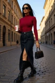 Kadın Bordo Kolsuz Balıkçı Yaka Basic Bluz thumbnail 8