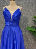 Drape Detaylı Straplez Saten Abiye thumbnail 3