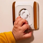 Bebek Çocuk Priz Koruma Kapağı thumbnail 4