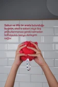 Çilek Sabunlu Banyo Lifi thumbnail 4