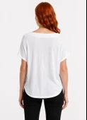 Kadın Relaxed Fit Beyaz Basic T-Shirt - Beyaz thumbnail 2
