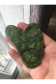 Yeşim taşı Gua sha thumbnail 1