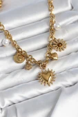316L Çelik Gold Renk Charmlı Model Kadın Kolye thumbnail 1