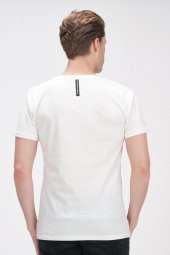 Erkek Bisiklet Yaka Pamuklu Kısa Kollu Basic T-Shirt thumbnail 12