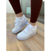 NIKE AIR FORCE 1 thumbnail 1