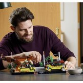 LEGO Jurassic World 76956 T. rex Breakout thumbnail 2