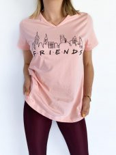 Kadın V Yaka Friends Baskılı Pembe Tshirt thumbnail 1