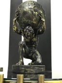 Atlas Biblo Heykeli thumbnail 2