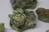 Krizopras Taşı Ham Parça (100-169 Gram) thumbnail 3
