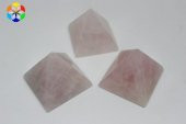 Pembe Kuvars Taşı Piramit - 60gr thumbnail 3