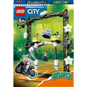 LEGO City 60341 The Knockdown Stunt Challenge thumbnail 3