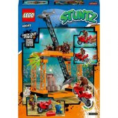 LEGO City 60342 The Shark Attack Stunt Challenge thumbnail 6