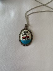 Istanbul Temalı Kanaviçe Kolye Gümüş Renk Model 1 thumbnail 2