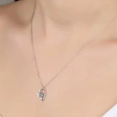 Swarovski Taşlı Gümüş Kalp Bayan Kolye thumbnail 1