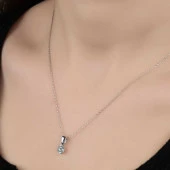 Swarovski Taşlı Gümüş Tektaş Bayan Kolye thumbnail 1