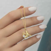 Gümüş Gold Tek Taşlı Uçak Kadın Kolye thumbnail 1