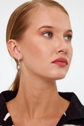 Lale Model Gümüş Küpe thumbnail 4