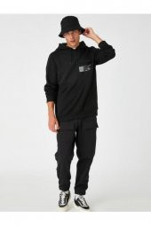 Kapşonlu Sweatshirt Slogan Baskılı Cep Detaylı thumbnail 3