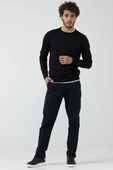 Erkek Sıfır Yaka Basic Triko Kazak - Siyah thumbnail 2