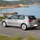 VW Golf 7 Tek Kapı 2013-2017 Sol Ön Kapı Cam Düğmesi 5G0959858B thumbnail 2