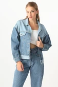 Kadın Renk Bloklu Oversize Jean Ceket Mavi thumbnail 2