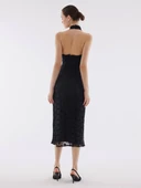 Dantel Halter Yaka Siyah Elbise thumbnail 4