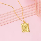 14 Ayar Altın B Harf Kolye Kare Plakalı thumbnail 3