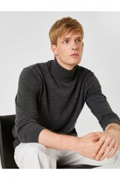 Basic Turtleneck Sweater thumbnail 6