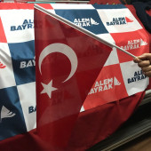 Türk Bayrağı Çubuklu thumbnail 2