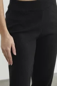 Jogger Rahat Kalıp Triko Pantolon - Siyah thumbnail 5