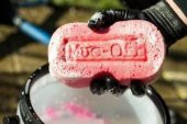 Muc-Off Temizlik Süngeri thumbnail 4