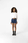 Basic Ekru Kapüşonlu Crop Sweatshirt thumbnail 8