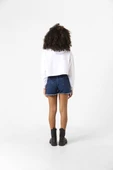 Basic Optik Beyaz Kapüşonlu Crop Sweatshirt thumbnail 9